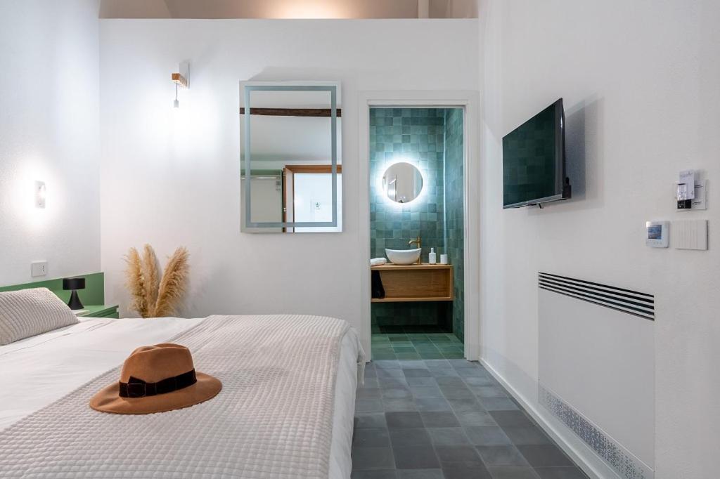 Habitart Hotel Monserrato Bagian luar foto