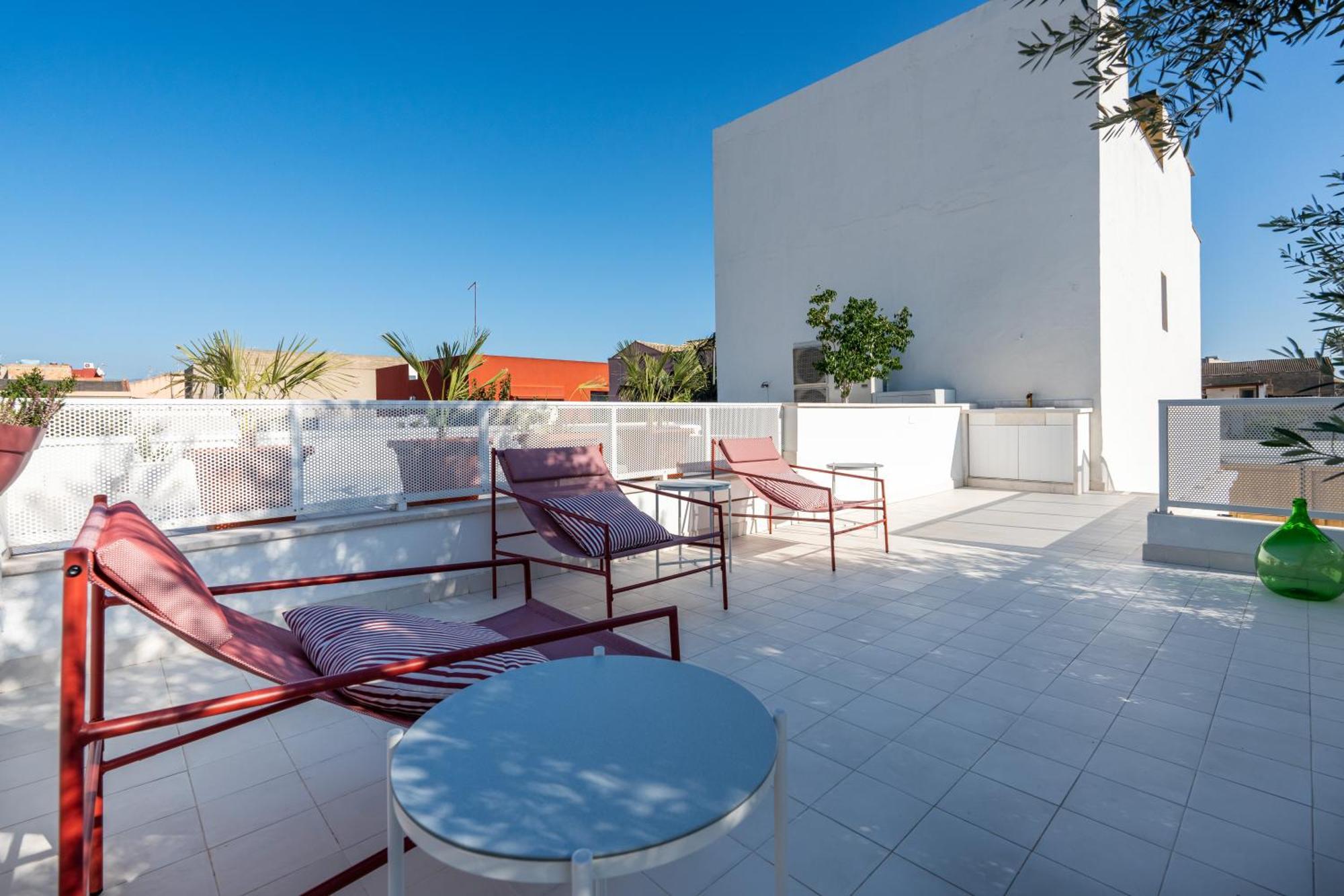 Habitart Hotel Monserrato Bagian luar foto