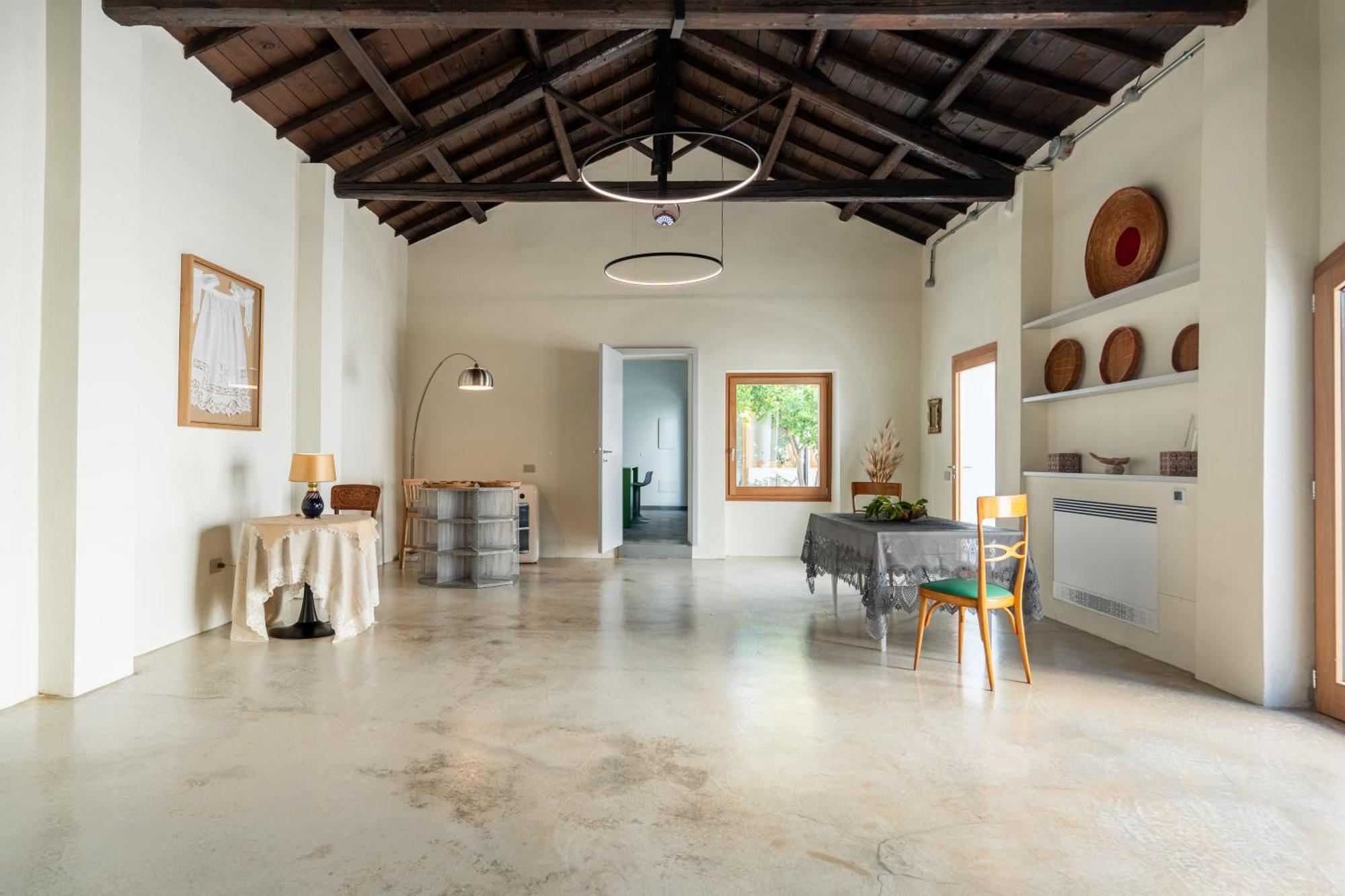 Habitart Hotel Monserrato Bagian luar foto